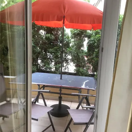 Aaa-apartments Lejlighed *