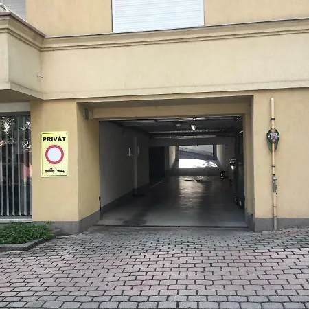 شقة Aaa-apartments