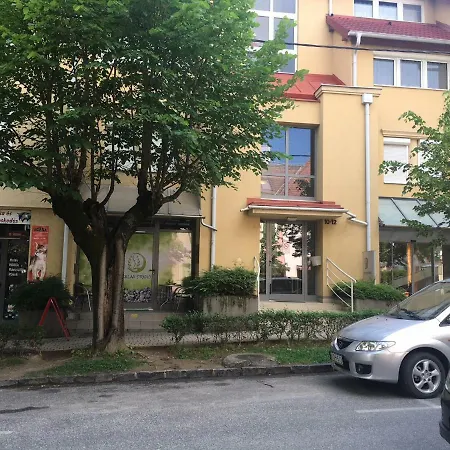 Aaa-apartments Lägenhet Hévíz